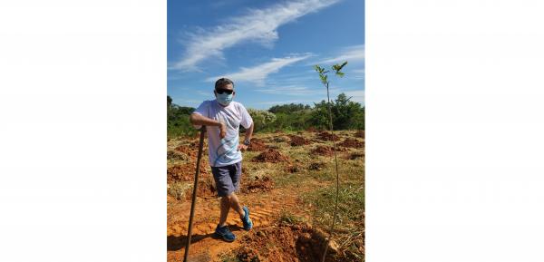 Ofebas realiza o plantio de mais de 200 mudas nativas às margens do Pirajibú-Mirim