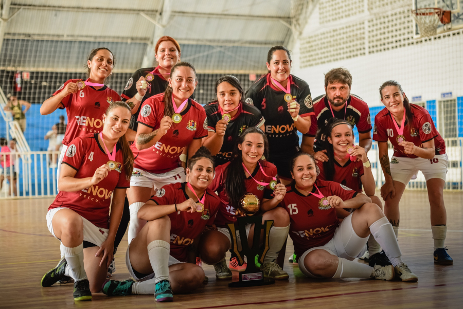 Passe Certo vence o 10º Quadrangular de Futsal